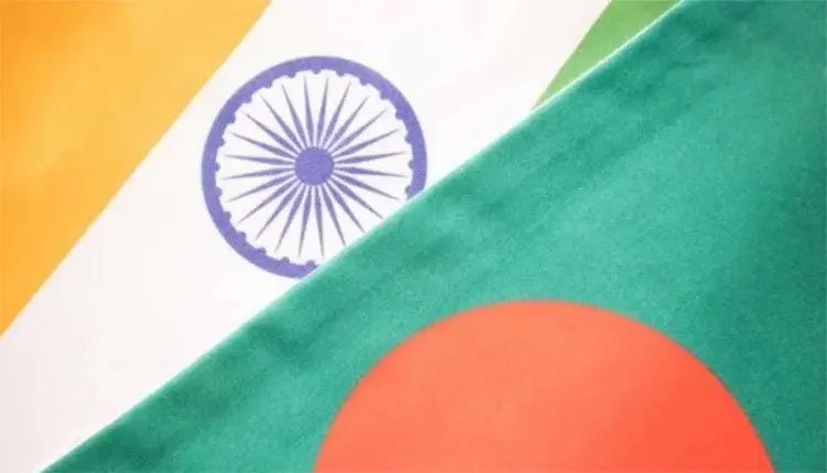 বাংলাদেশ-ভারতের স্বার্থে হাসিনাকে থামানো উচিত