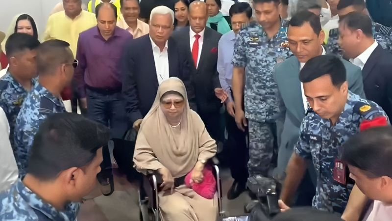 দেশে ফিরলেন খালেদা জিয়া