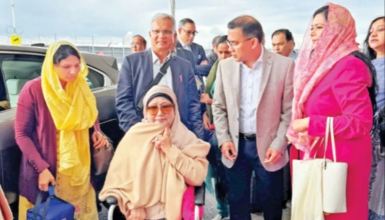 খালেদা জিয়া ফিরছেন সকালে, পতাকা হাতে সড়কে স্বাগত জানাবেন নেতাকর্মীরা